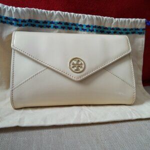 Authentic Tory Burch Cream Patent Leather Clutch